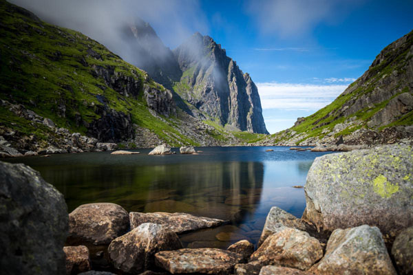 Ågotvatnet Lake